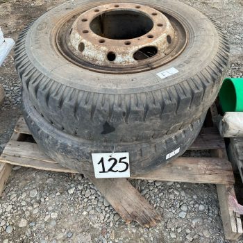 125